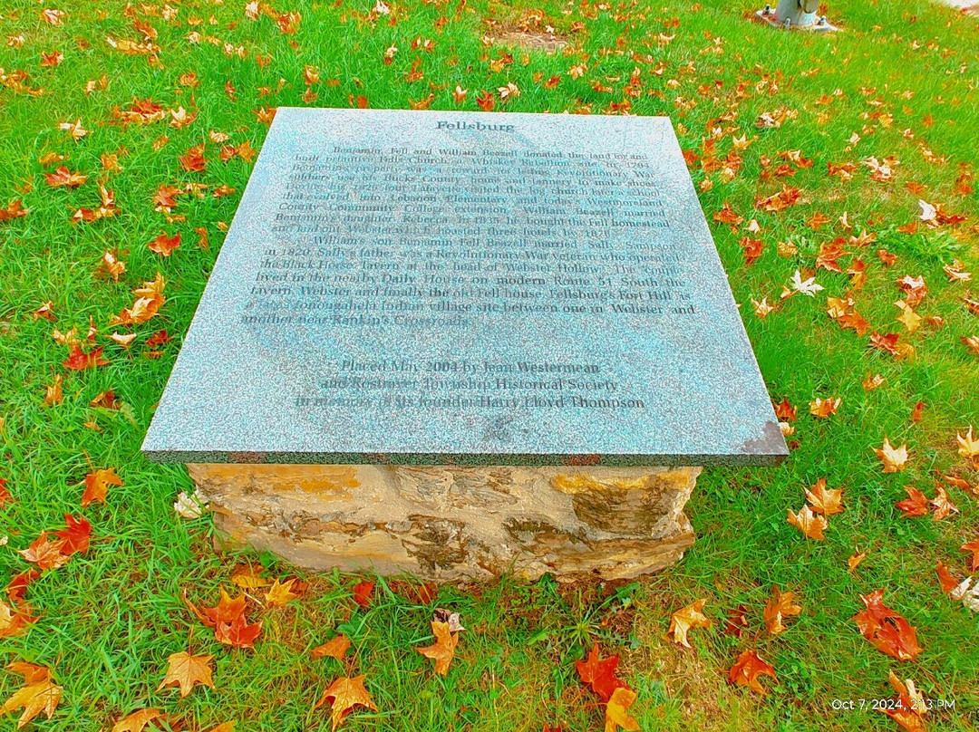 Fells United Methodist Church And Cemetery景点图片