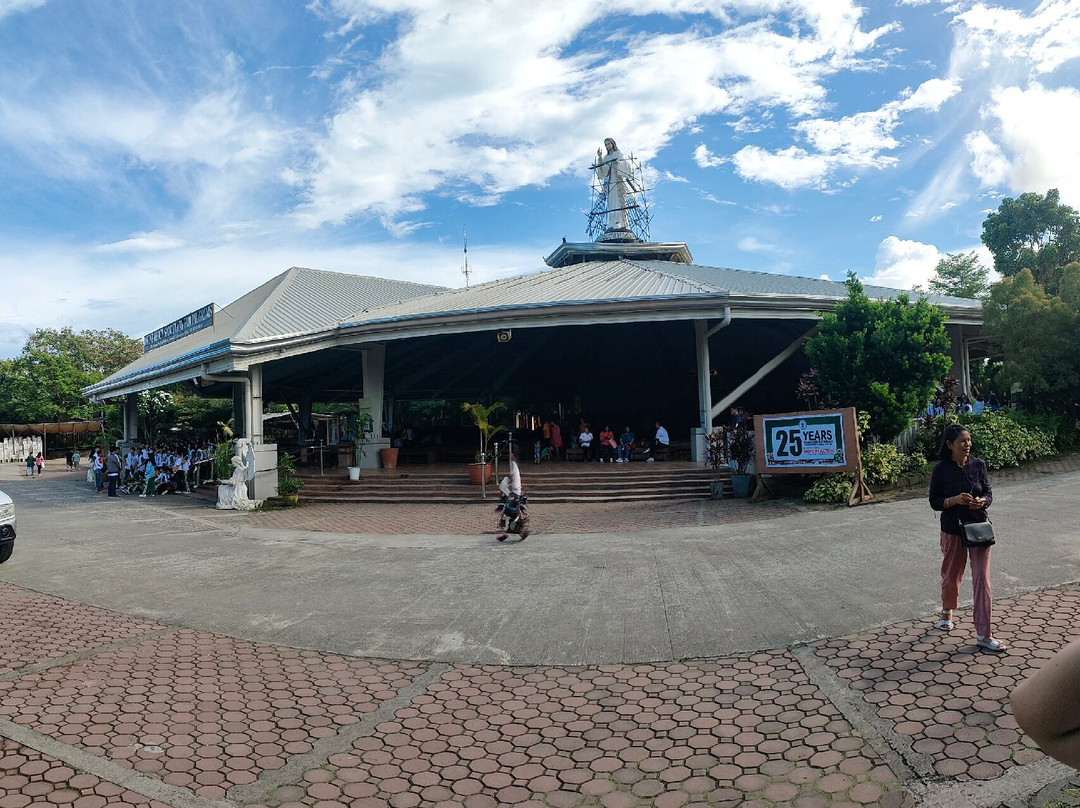 Parish and National Shrine of Saint Padre Pio-Santo Tomas必去景点