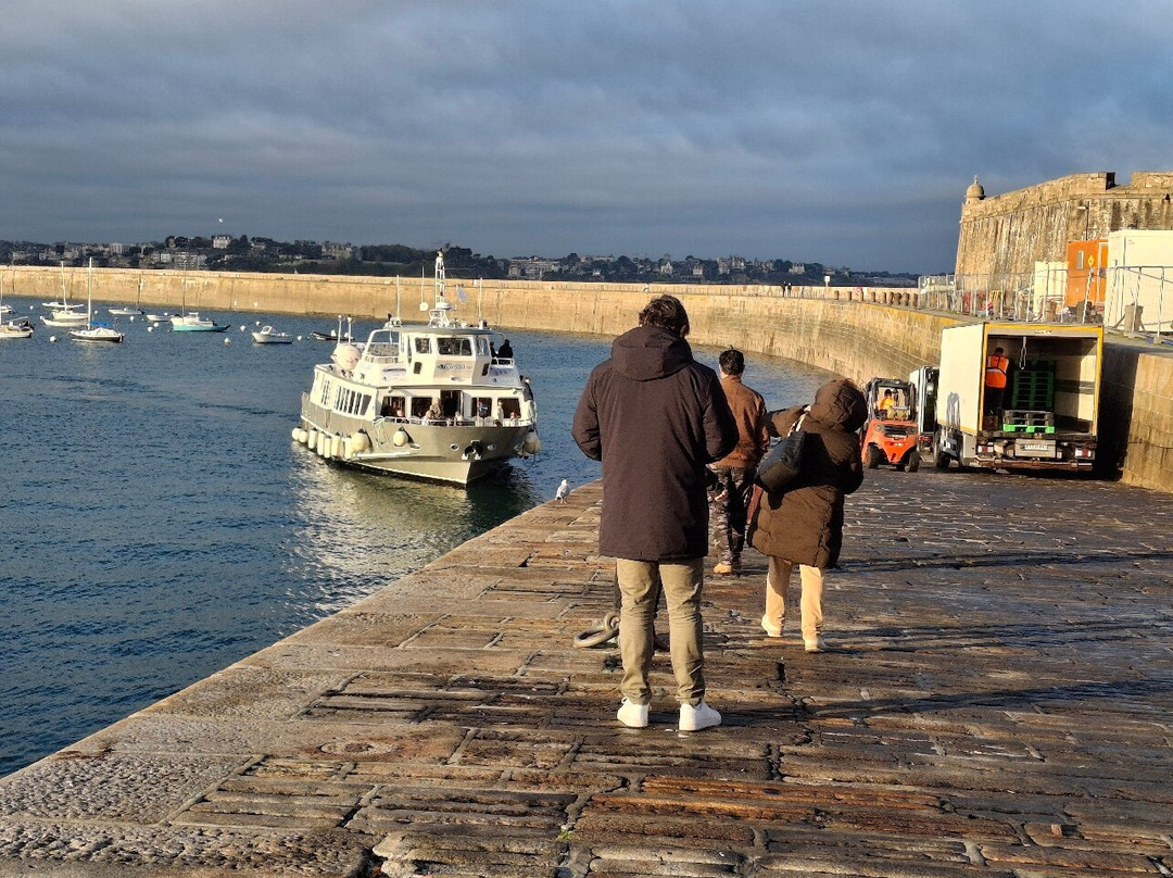 Dinard Street Market景点图片