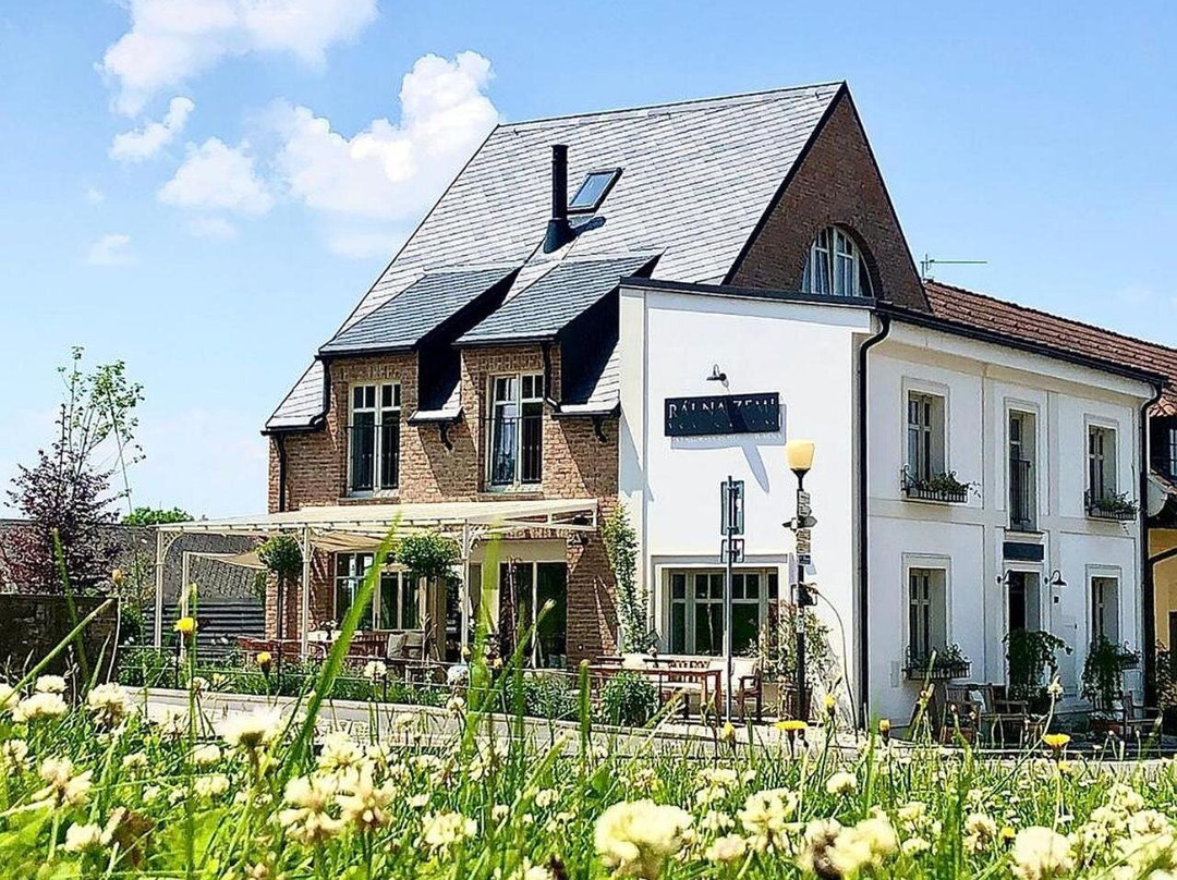 Venkovský Hotel Ráj Na Zemi