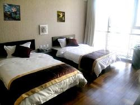 天津夏日荷花酒店鼓楼店主图