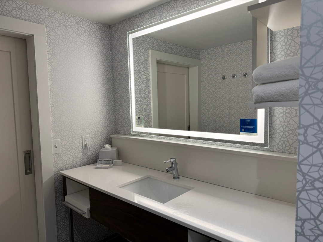 Hampton Inn By Hilton Kansas City Southeast主图