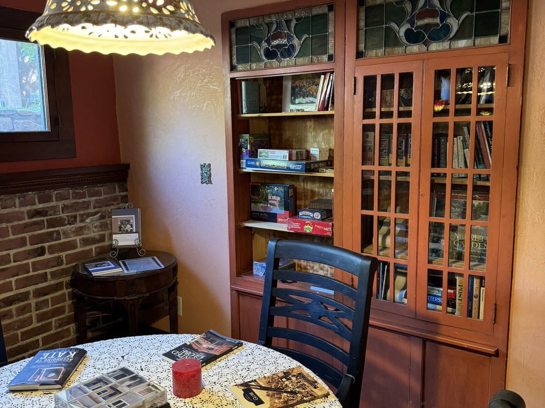 Chrysocolla Inn主图