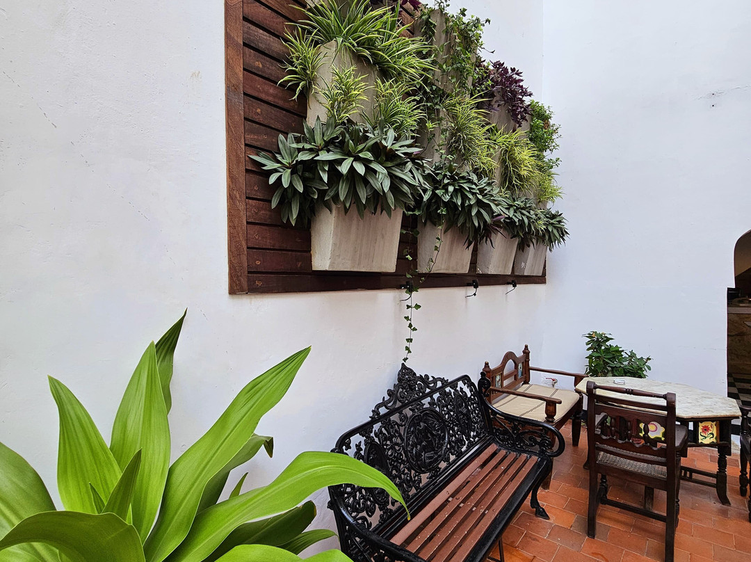 三角帆船宫酒店主图