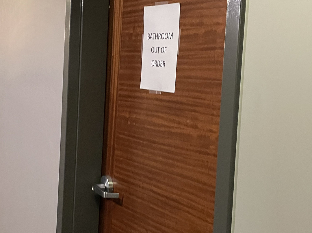 The Barrhead Inn & Suites主图