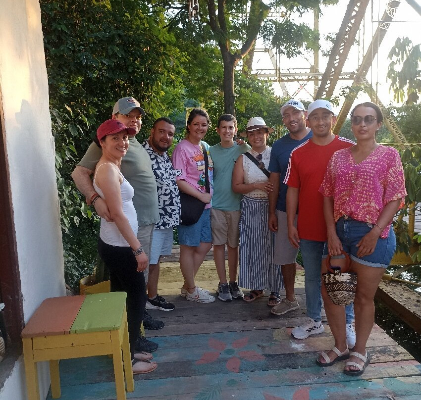 Puente Navarro-Honda必去景点