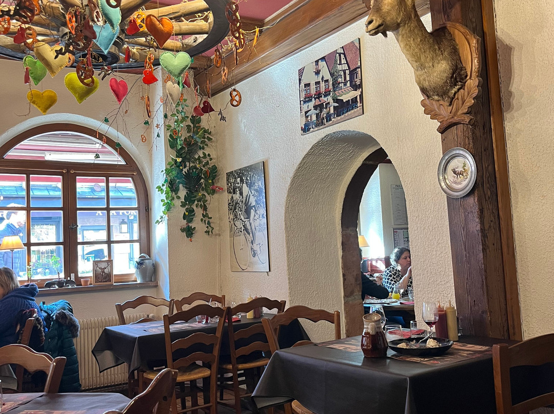 哈森福德餐厅酒店主图