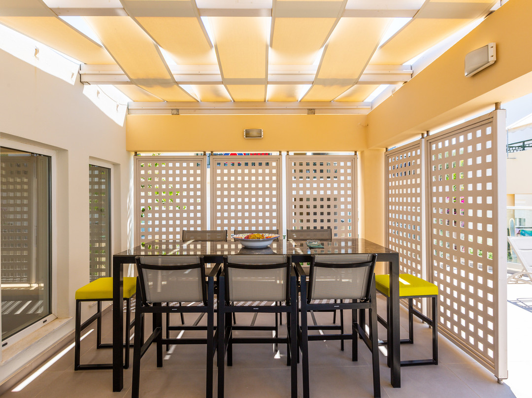 Radamanthys  Hotel  Apartments主图