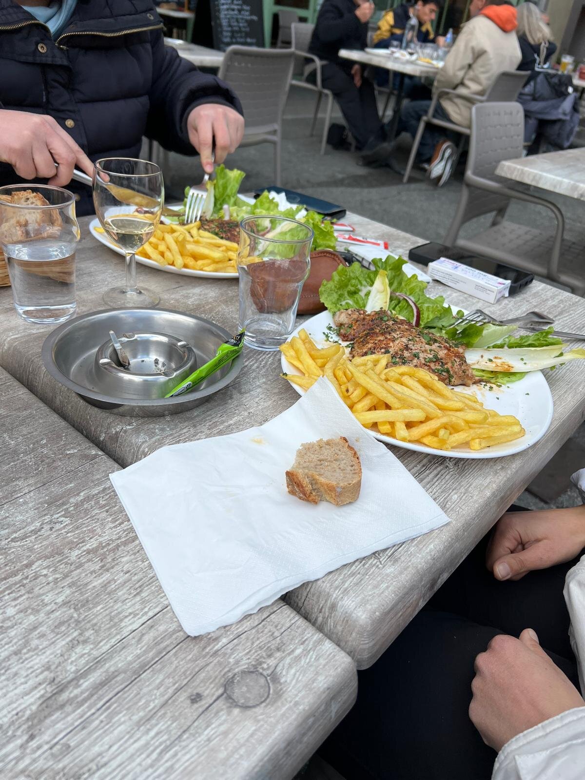 Hotel Cafe les Fleurs-官方