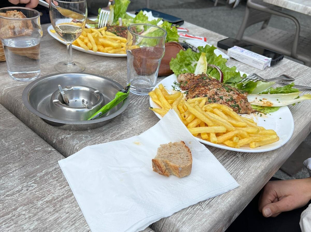 Hotel Cafe les Fleurs主图