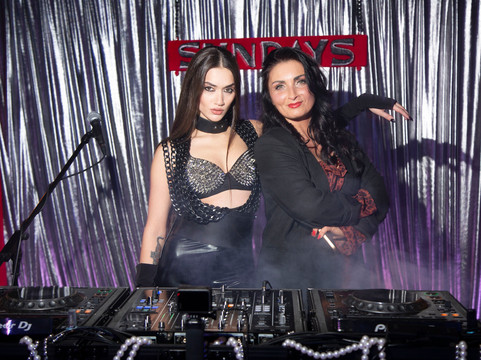 Sundays Rooftop Party Tbilisi-第比利斯必去景点