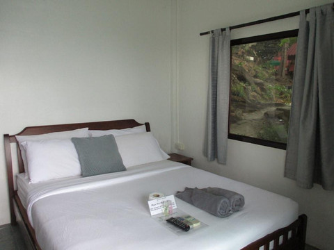 日出别墅度假村主图