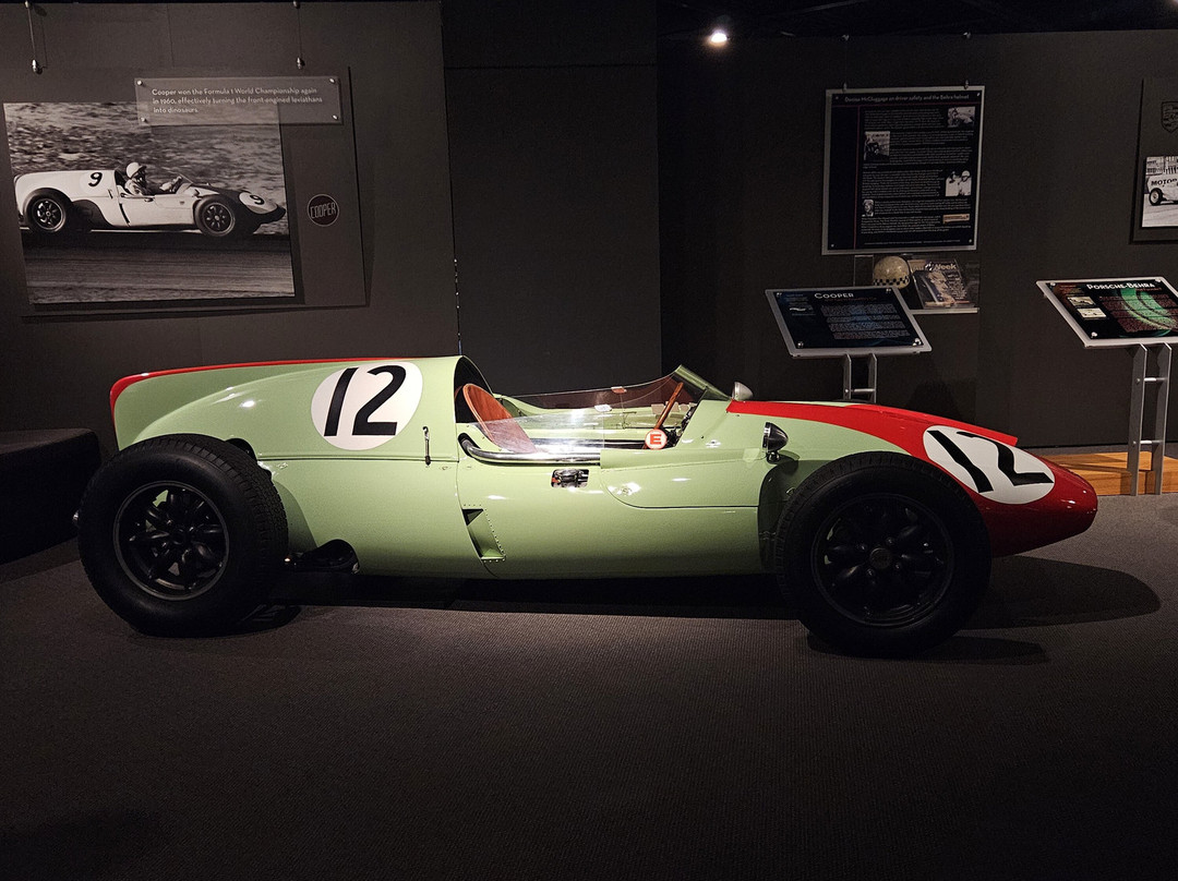 Revs Institute-那不勒斯必去景点