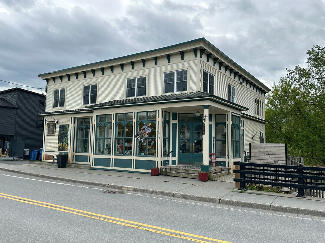 Three Pines Tours-Knowlton必去景点