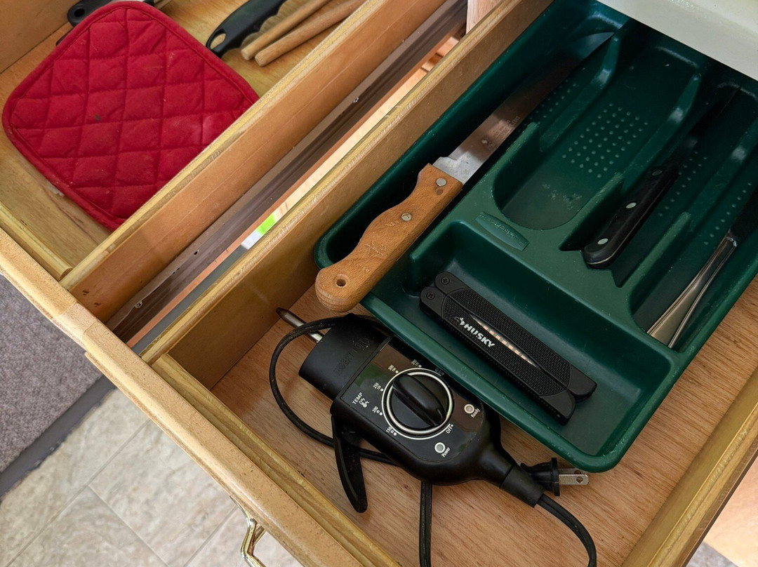 Douglas Inn & Suites主图