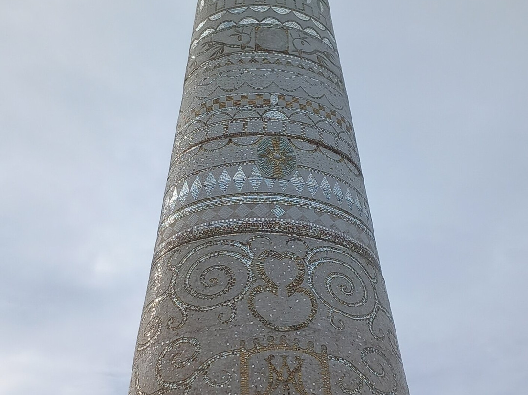 Our Lady Of Loretto Statue景点图片