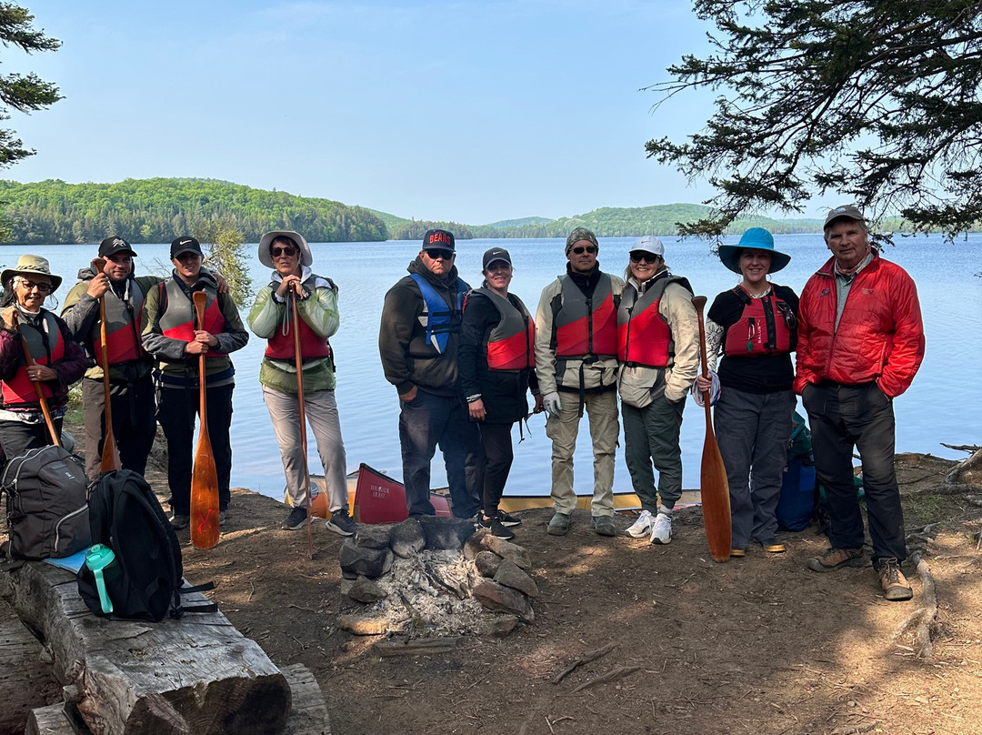 Voyageur Quest Outfitting and Algonquin Wilderness Centre-Kawawaymog Lake必去景点