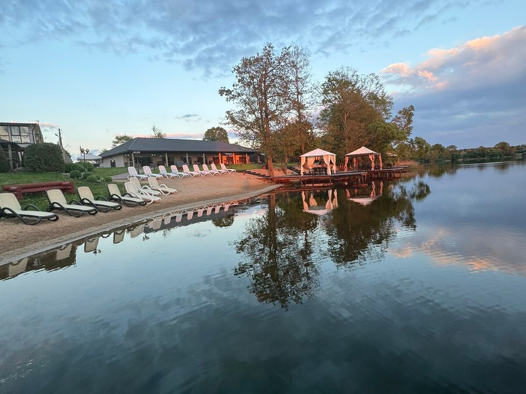 Villa Swan Lake主图