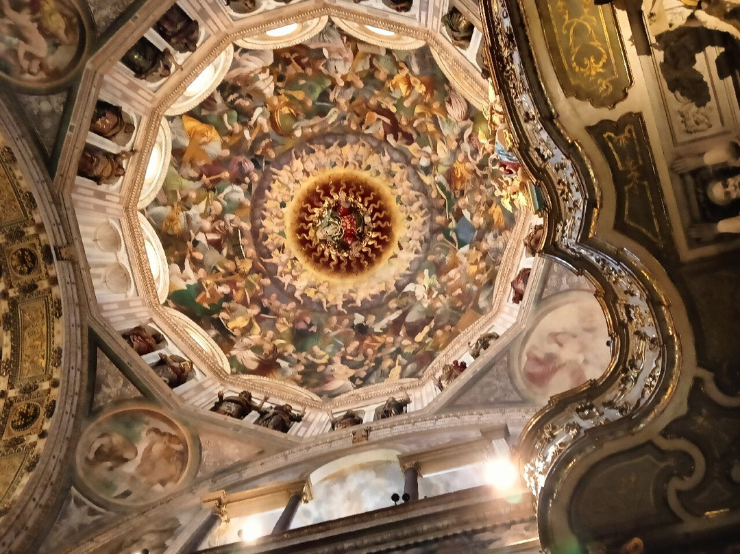 Santuary of Our Lady of Miracles-萨龙诺必去景点