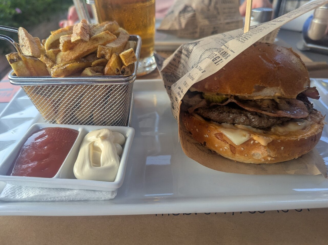 Garden Gastro Pub