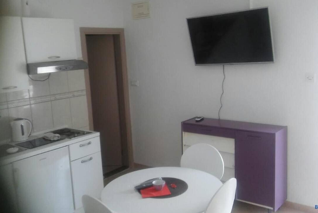 Apartments Mesec