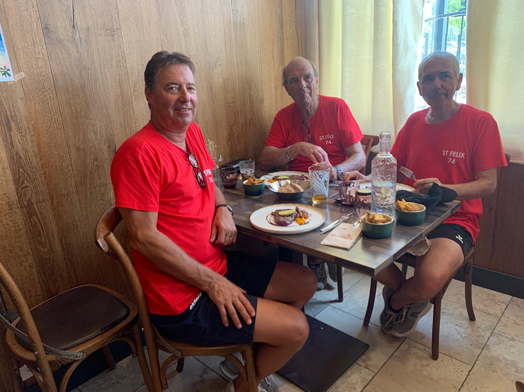 Saint-Girod餐馆和美食-L'auberge du clocher