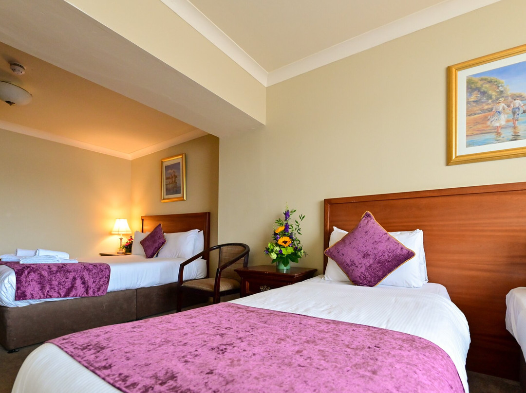 Lawlor's Hotel Dungarvan主图