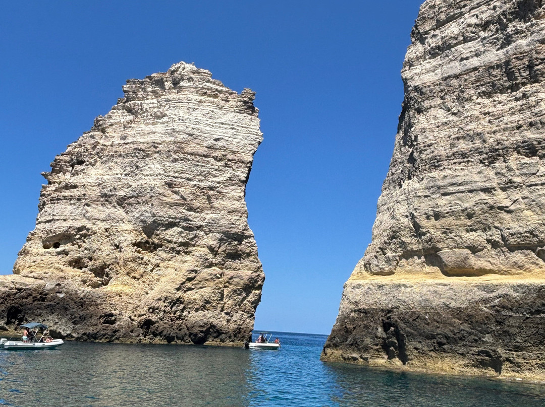 Barca Greta Simone Cardinale-兰佩杜萨必去景点