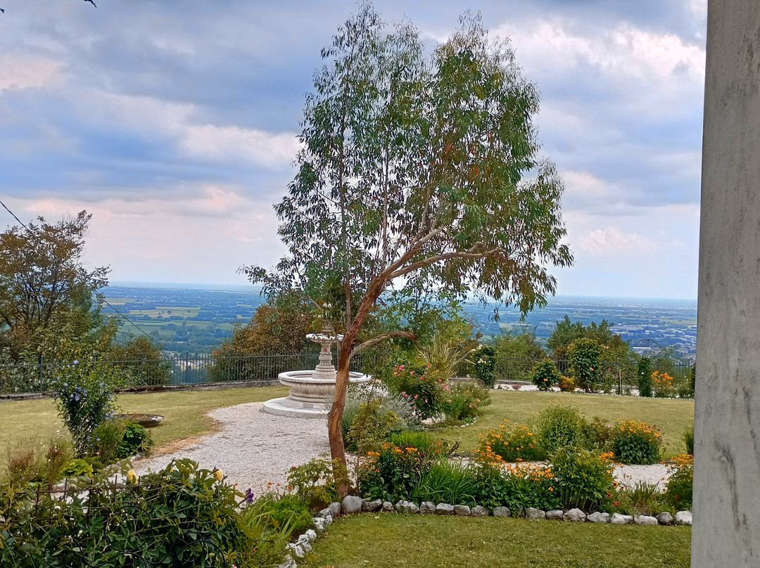 Santuario Diocesano Madonna del Monte in Costa di Aviano-阿维亚诺必去景点