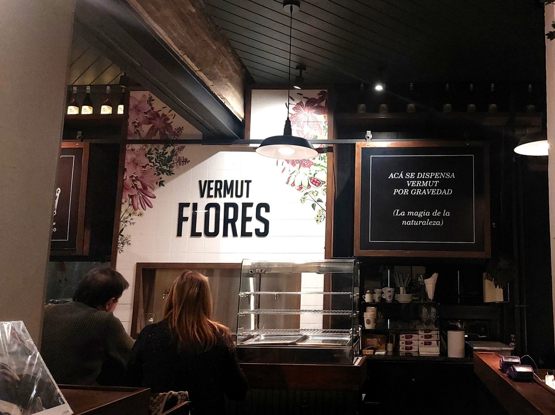 Vermutería Flores