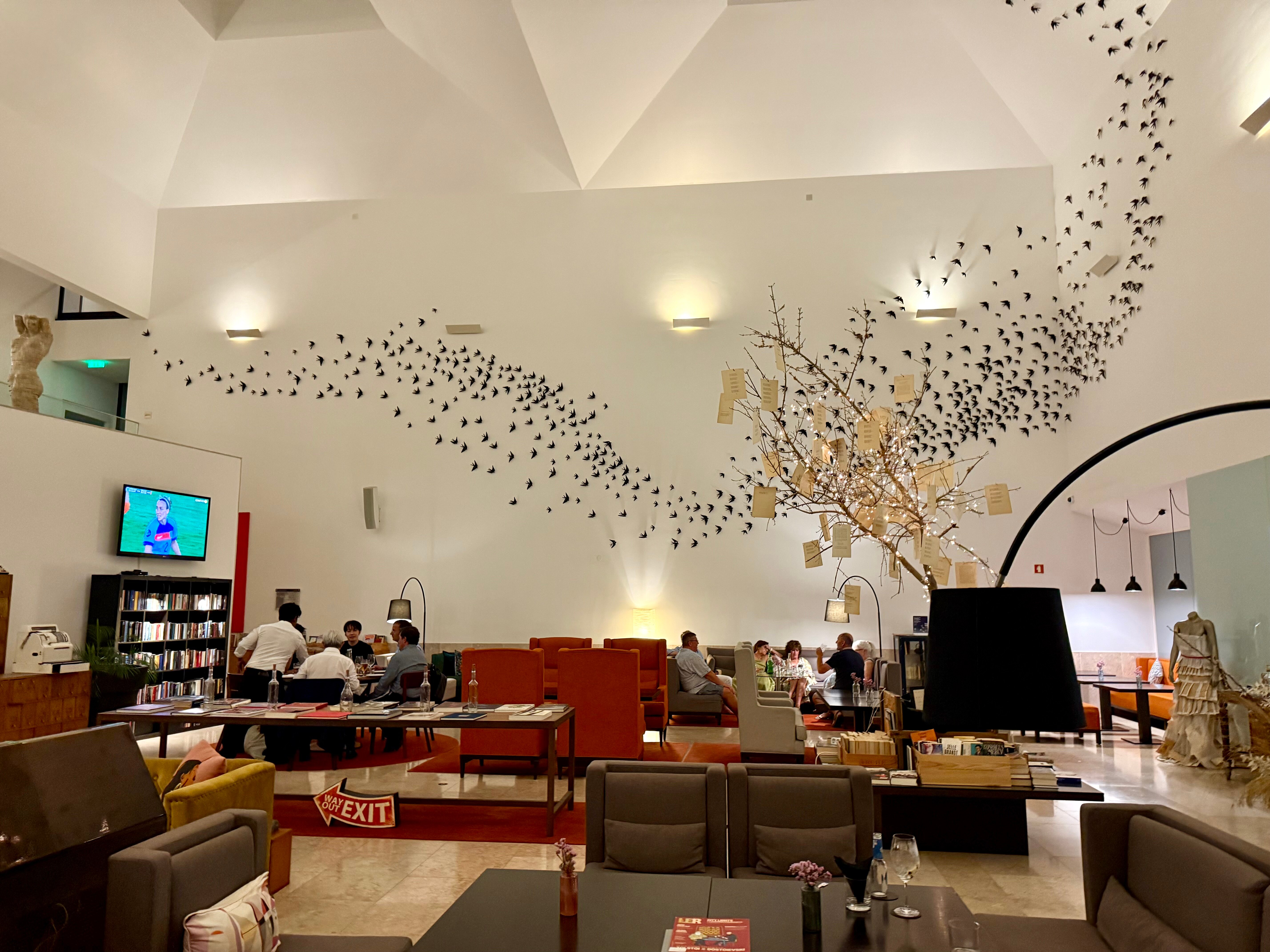 佩斯塔纳卡斯凯斯堡艺术区酒店-官方