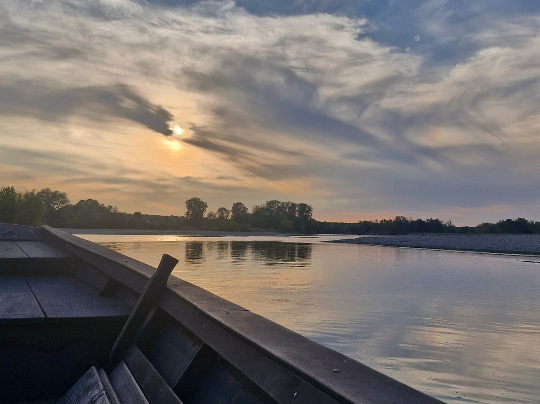 Instant Nature-讷韦尔必去景点