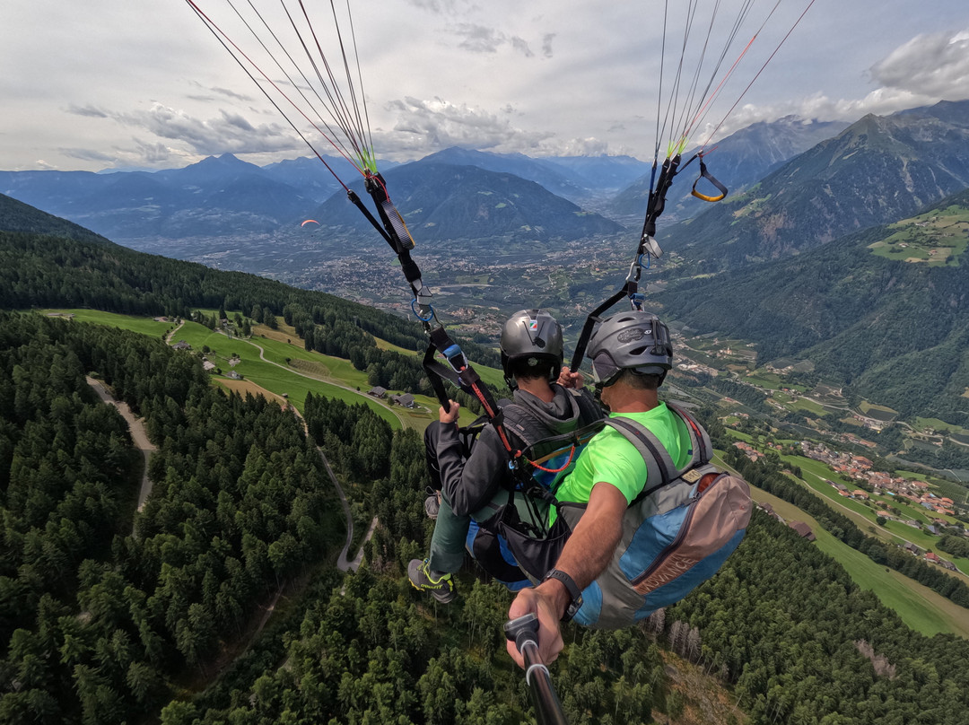 FlyHirzer-谢纳必去景点