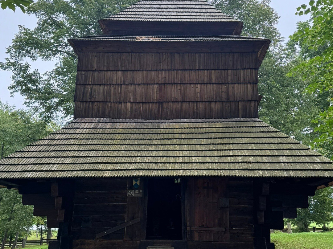 Cerkiew sw. Michała Archanioła-Smolnik必去景点