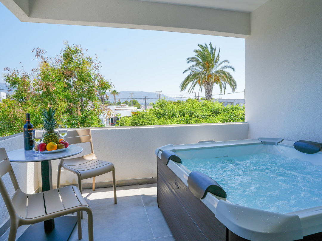 Seaside Marmari主图