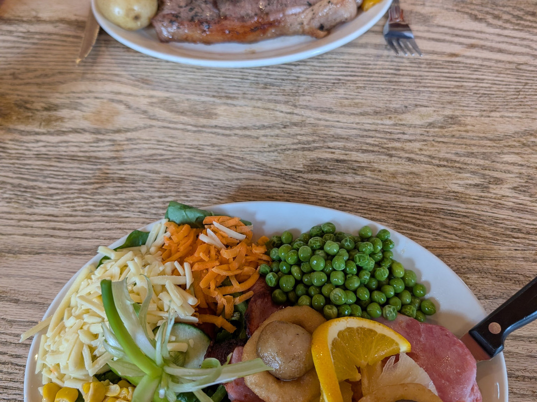 The Portcullis Hotel主图