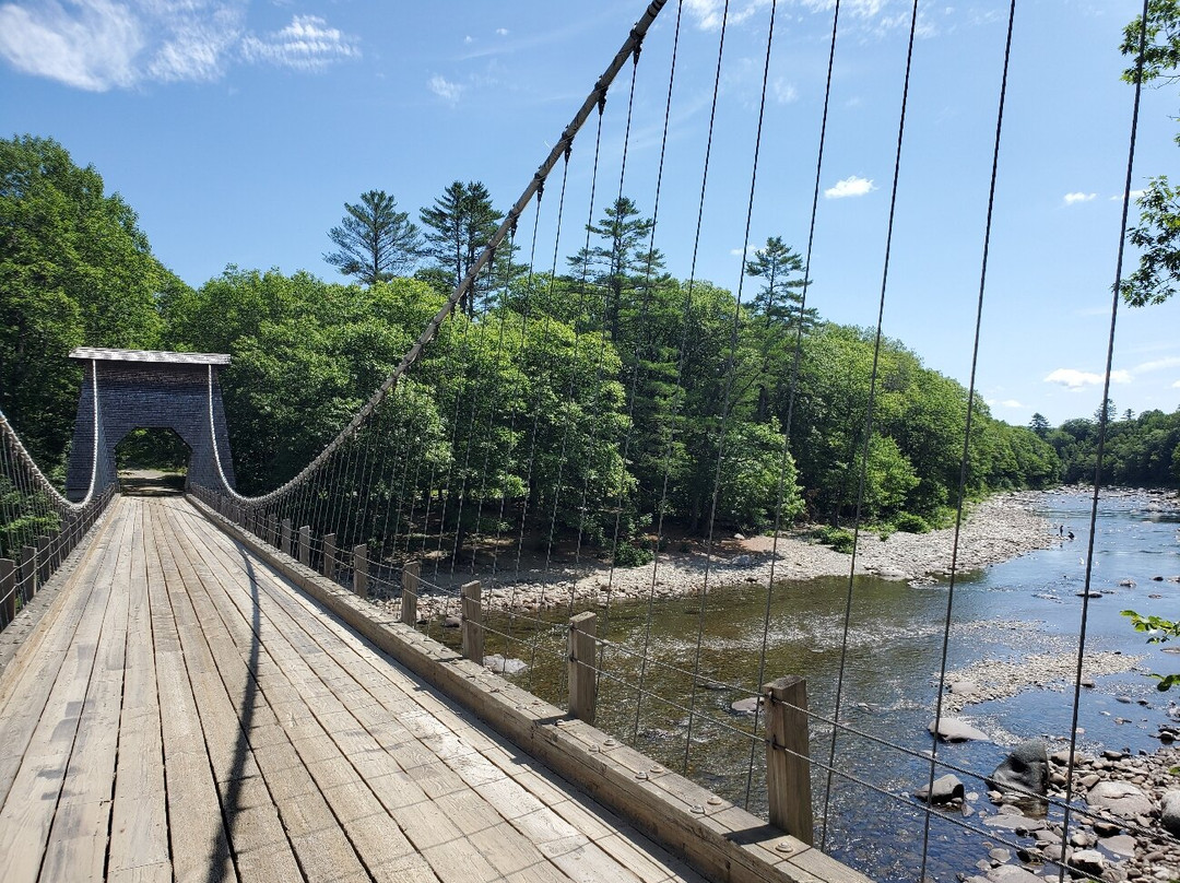 The Wire Bridge-North New Portland必去景点