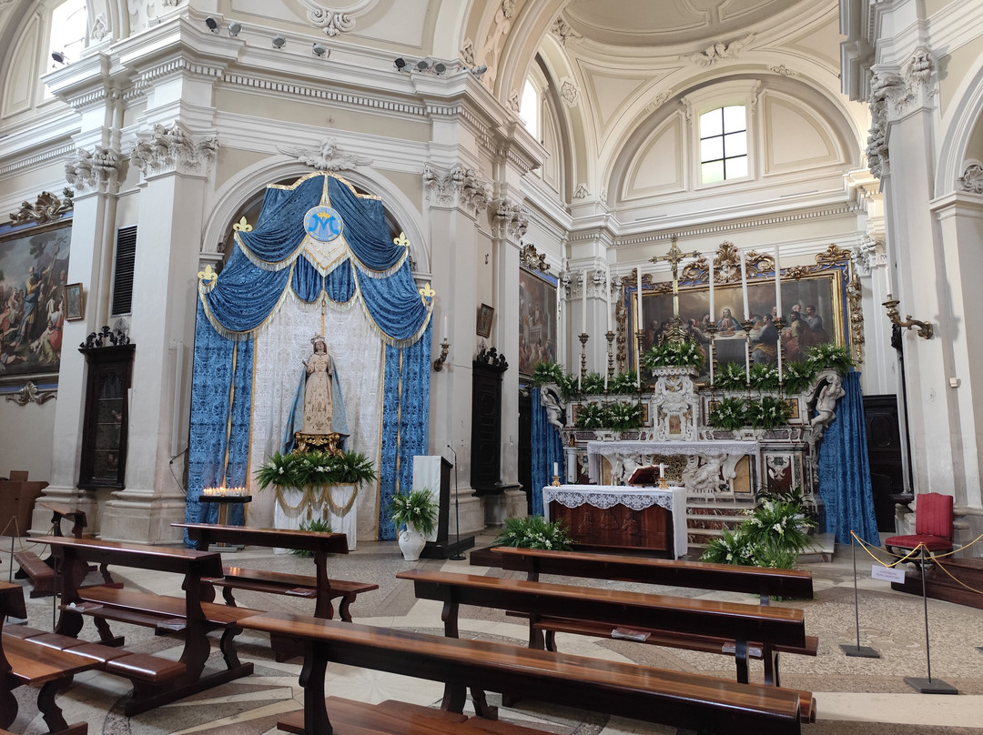 Basilica di Santa Maria Assunta-Castel di Sangro必去景点