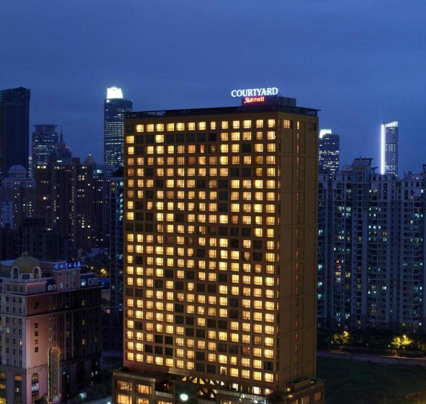 浦西万怡酒店主图