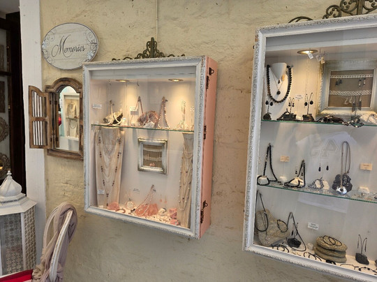 Memories Jewellery-帕罗奇亚必去景点