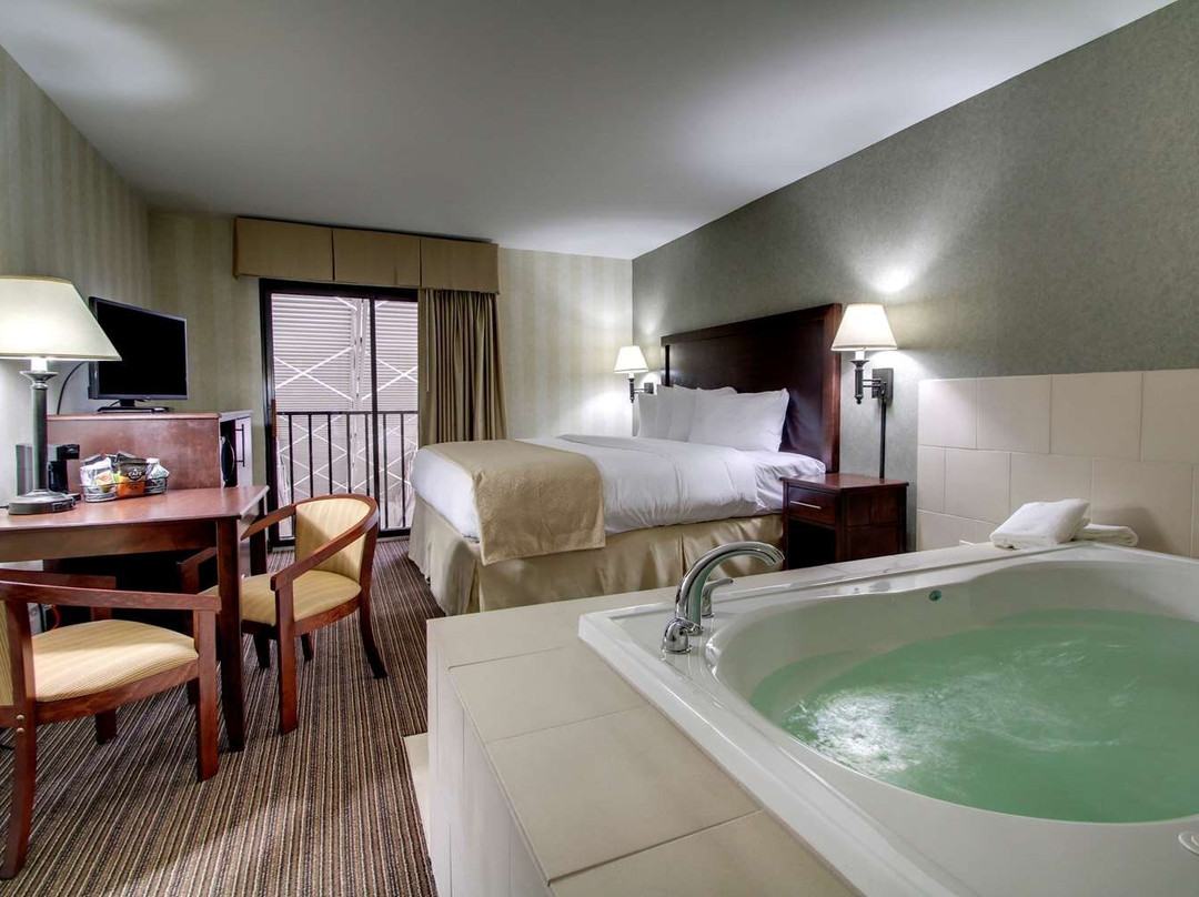 Taylor酒店住宿-The Atrium Hotel on Third