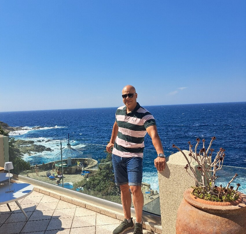 Cavos Bay Hotel In Ikaria主图