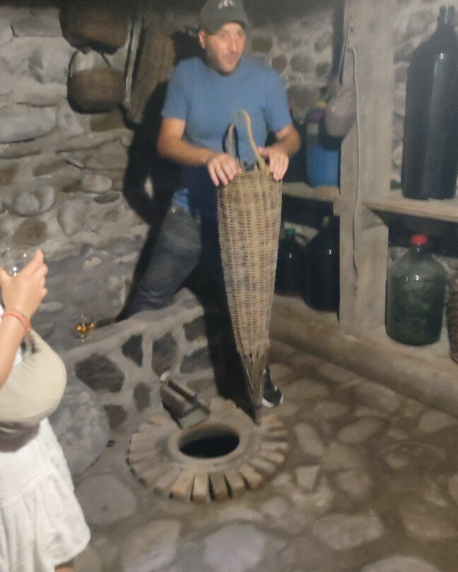 Vaxo Oqruashvili's  Wine Cellar-Velistsikhe必去景点