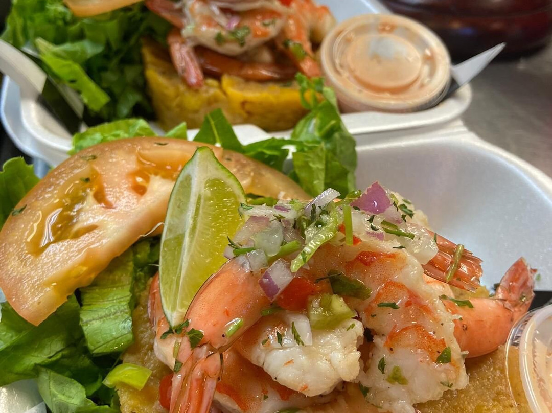 Monumento al Cacique Mabodamaca-Isabela必去景点