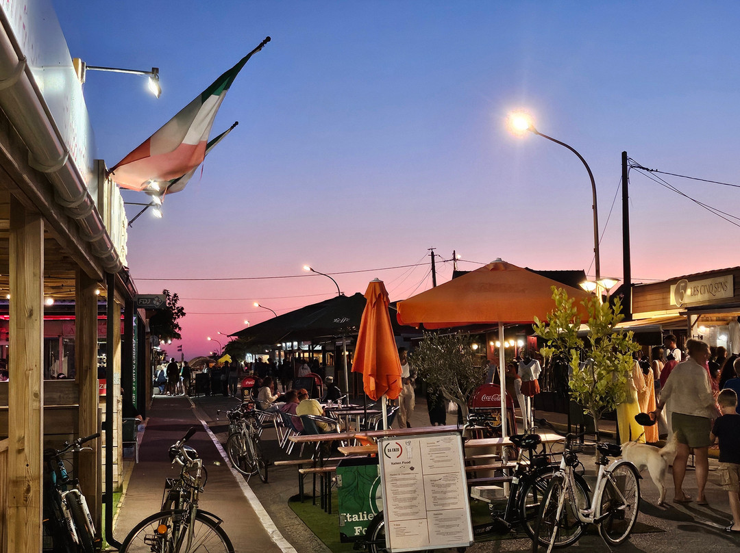 Marché de Vendays-Montalivet-Vendays Montalivet必去景点
