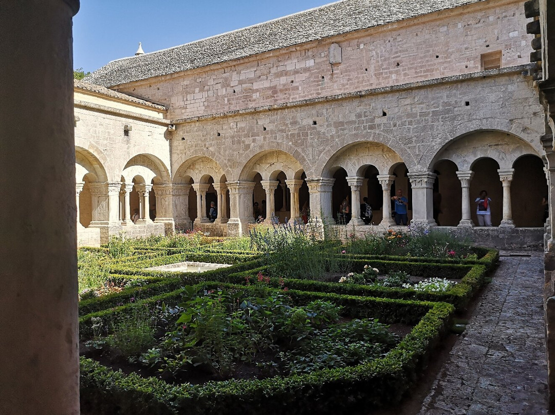 MATHILDE CASSOLI - Tour Leader-博洛尼亚必去景点