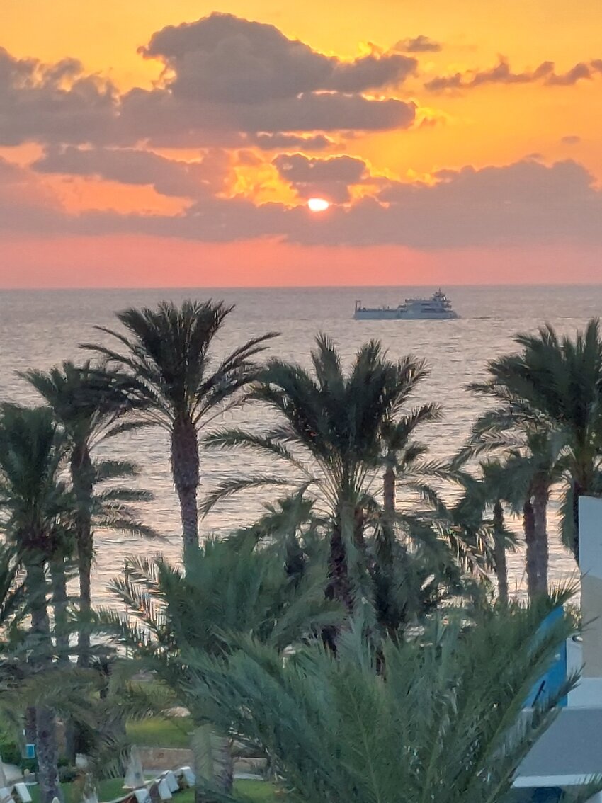 Constantinou Bros Pioneer Beach Hotel-官方