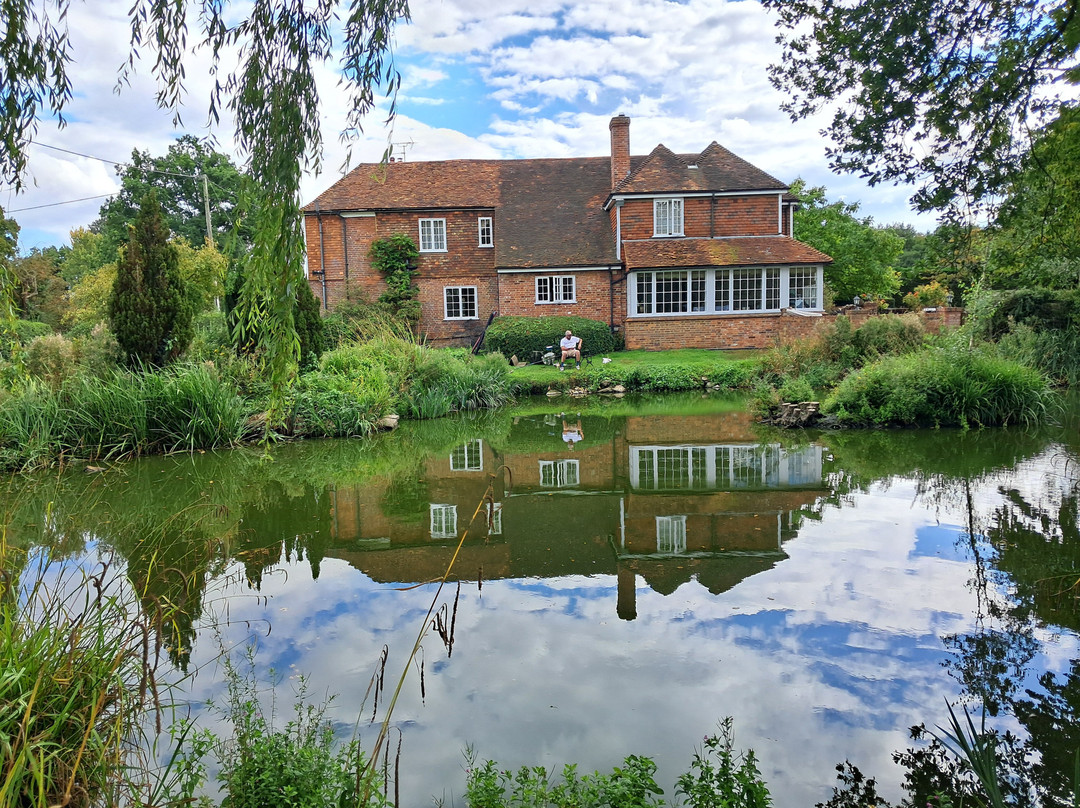 Shirkoak Farm Fishery and Bed & Breakfast-Woodchurch必去景点