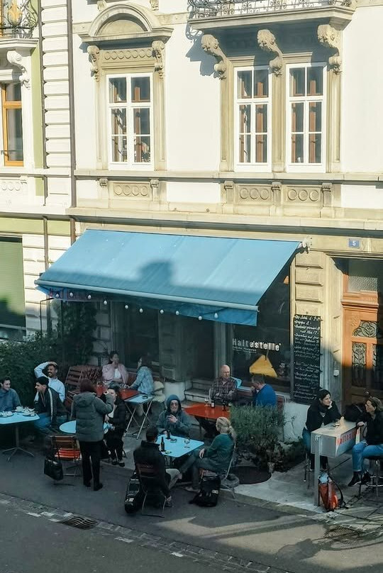 Bistro Haltestelle主图