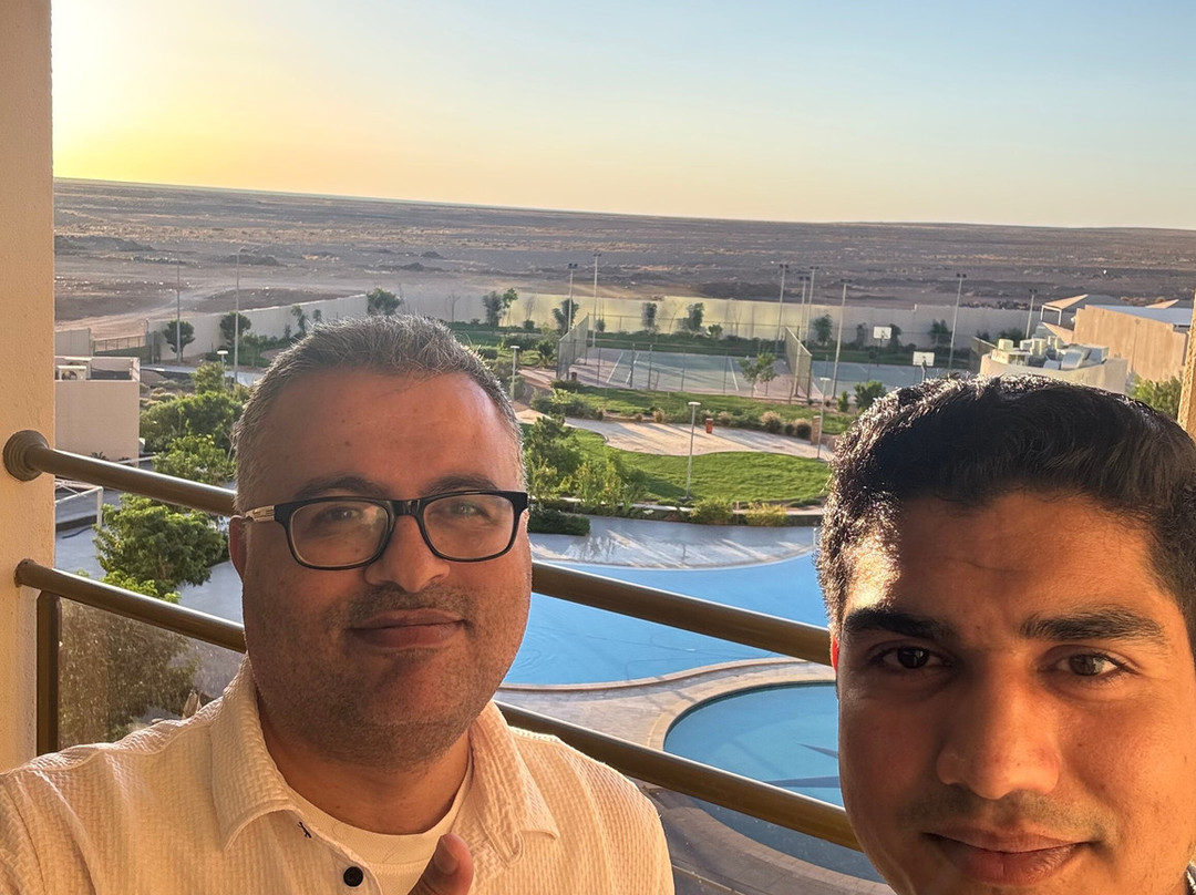 瓦阿德·沙马尔瑞享酒店